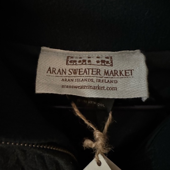 Aran sweater vest size M NWT - Picture 3 of 6